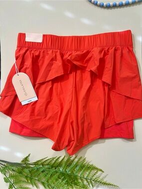 Blogilates Ruffle Athletic Shorts Size L NWT Yoga Gym Workout
